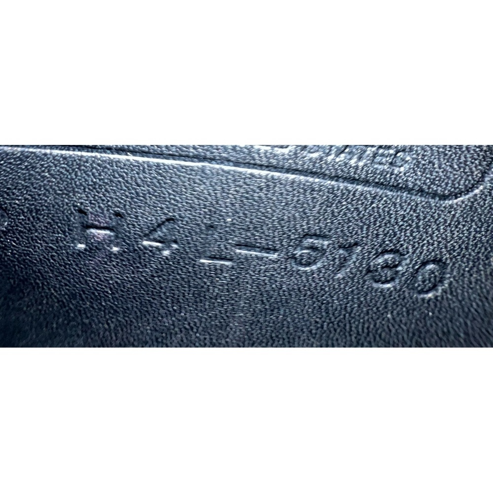 Vintage 1994 Coach Station Bag. Made in the USA. Beautifully reconditioned. - Picture 11 of 11